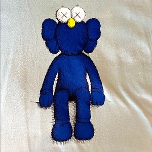 Uniglo × KAWS